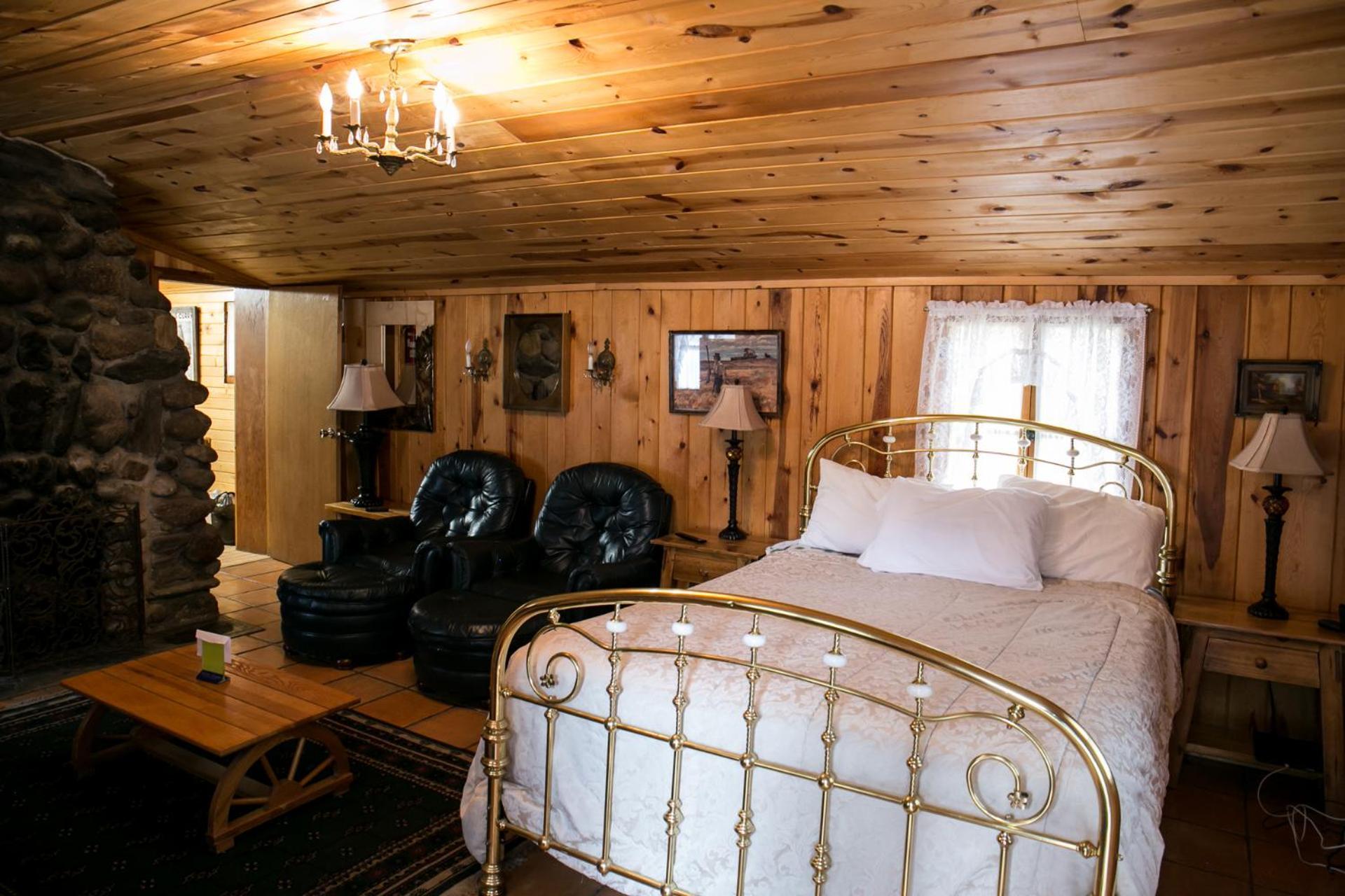 Holy Smoke Resort Keystone Rum bild